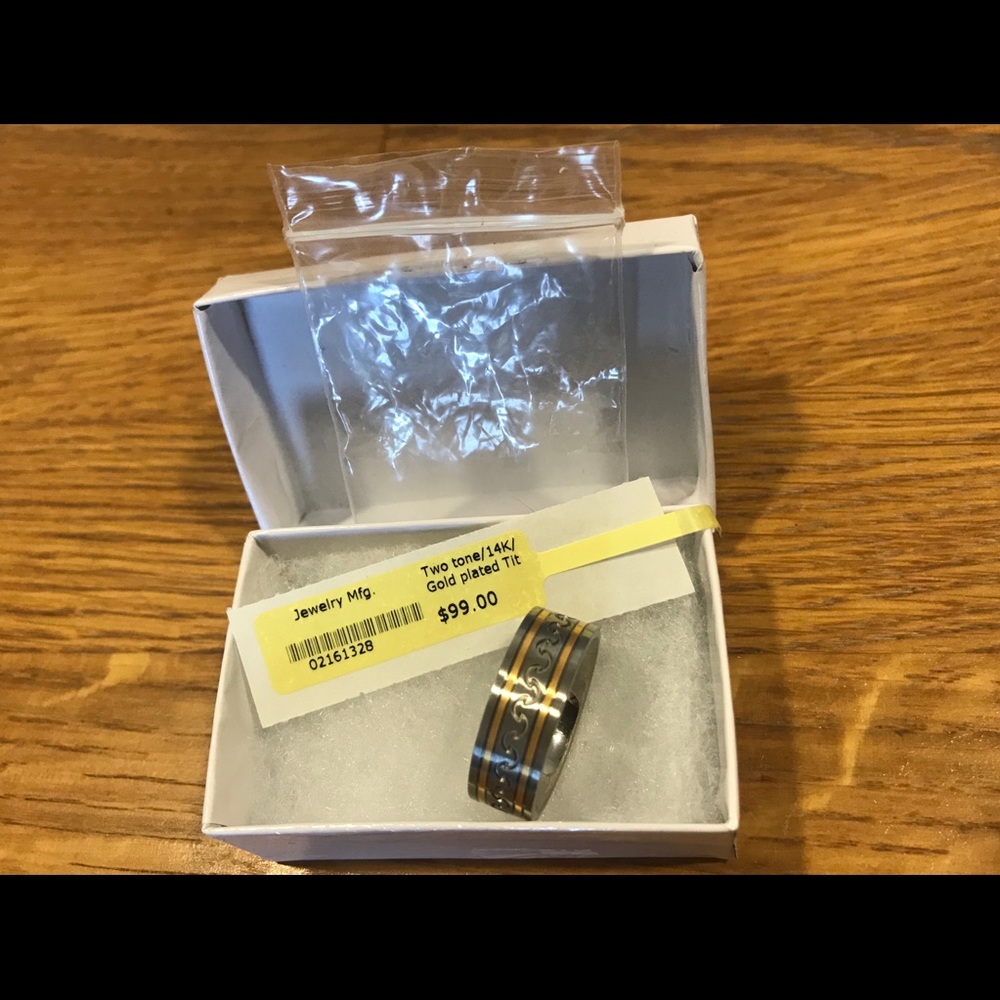 Two-Tone Titanium/14K Men’s Ring - NEW